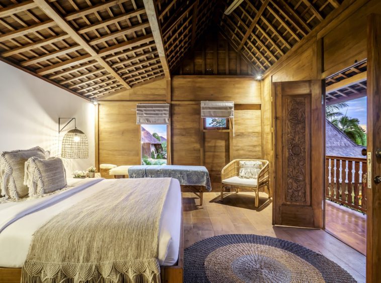 10 bedroom Seminyak villa where one of the rooms comes with double bed and a massage table