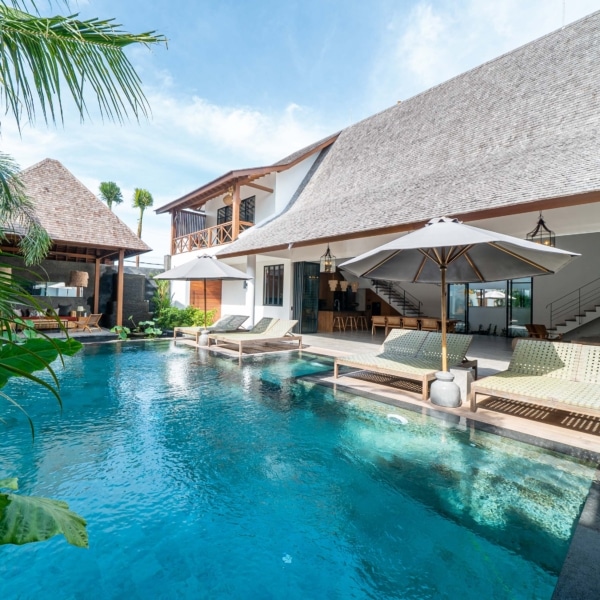 A Casa Di Renucci: Your Tropical Seminyak Villa