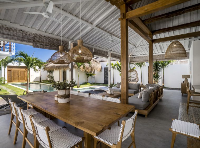 Dining Area Villa Makena