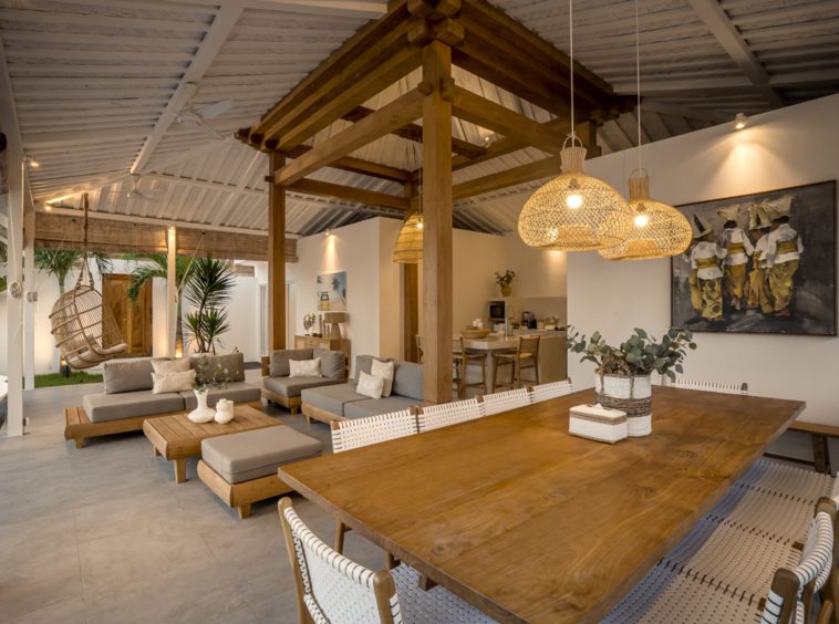 Villa makena dining area