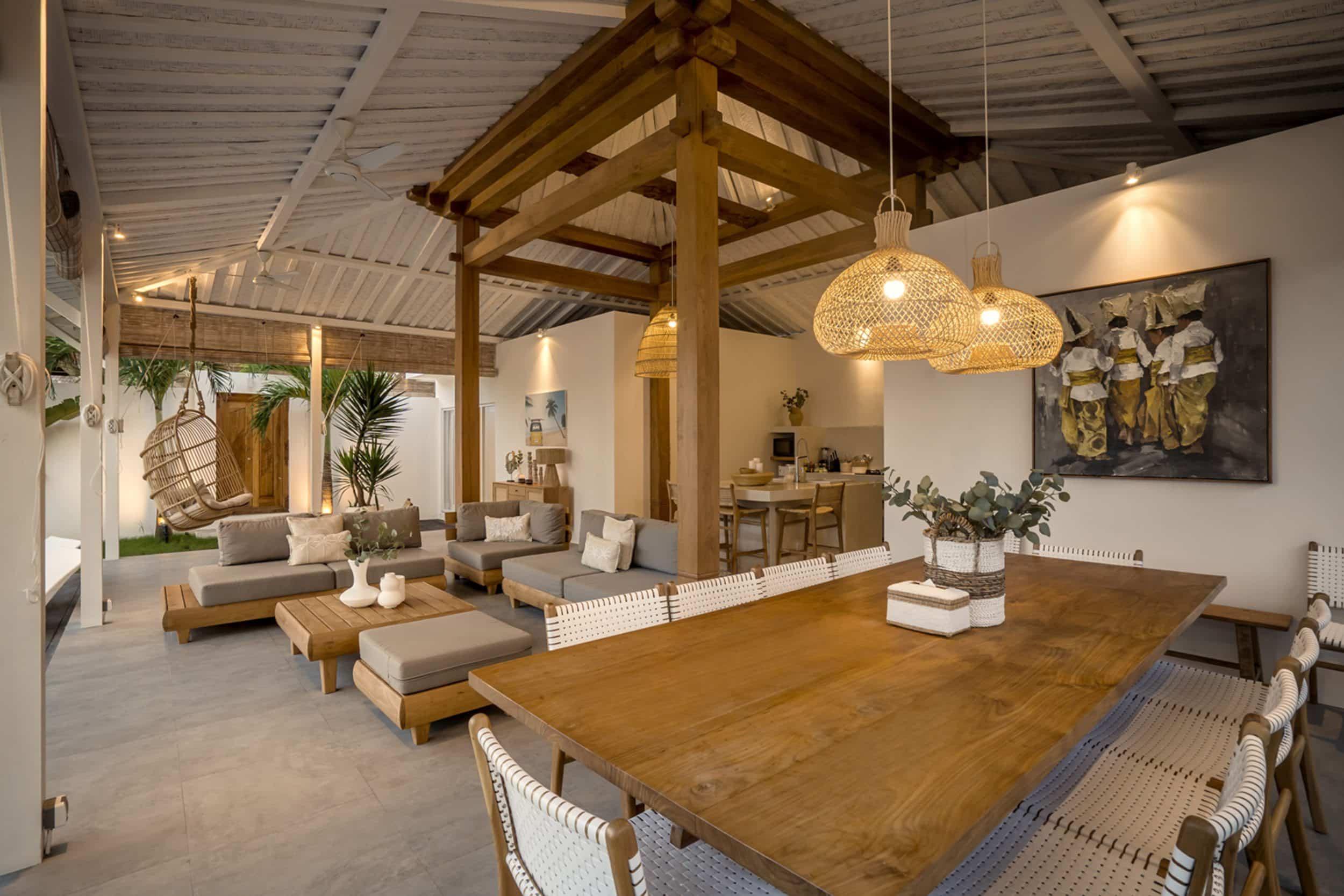 Villa makena dining area