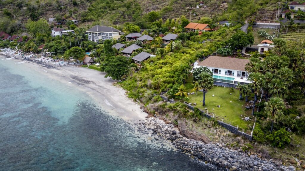 Some Bali beaches consists of rocks. This is located right outside Villa Eden Roc