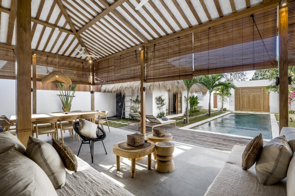 Balinese luxury villas decor and pool view 