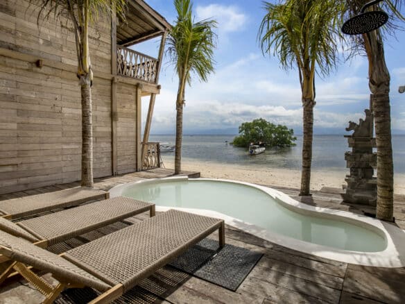 Pool-Sunset-Beach-Wood-Villa-Nusa-Lembongan