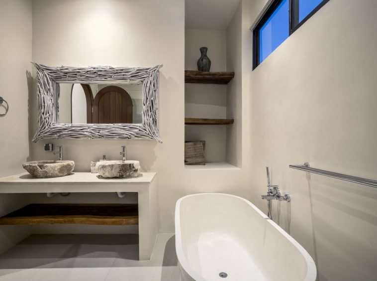 Villa Chai Bathtub